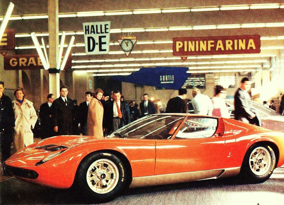 Workshop Manuel explains - why are the fastest car mid-engined?